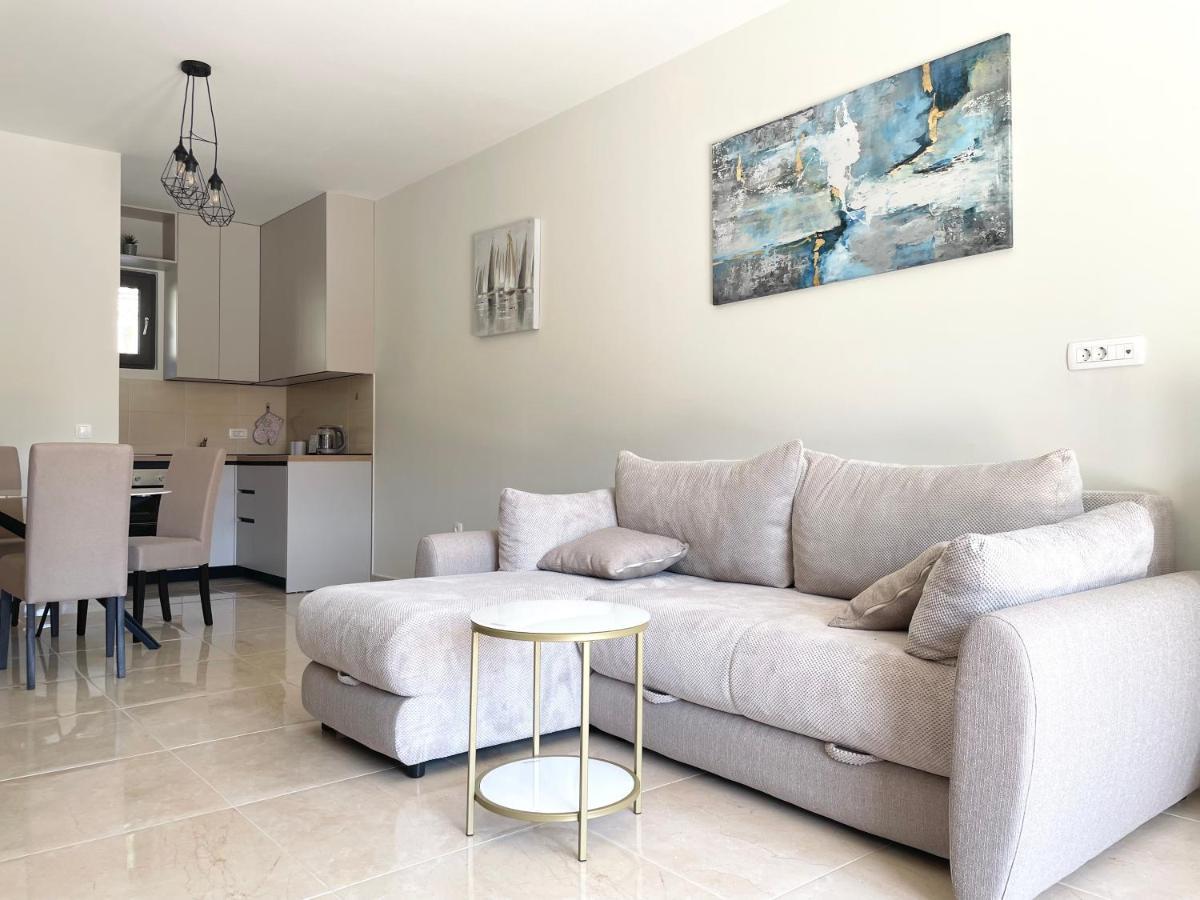Villa Pul Risan Esterno foto