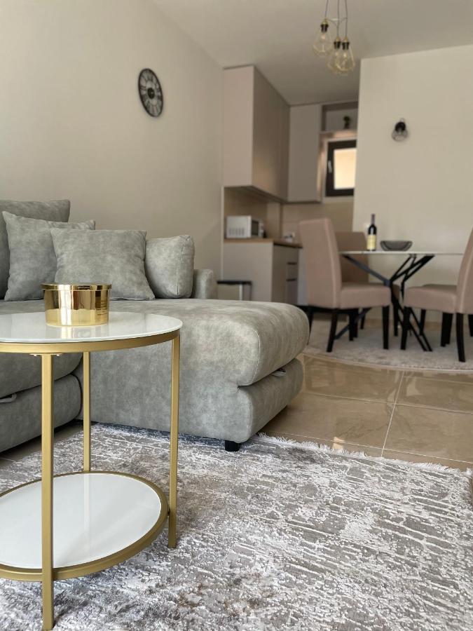 Villa Pul Risan Esterno foto